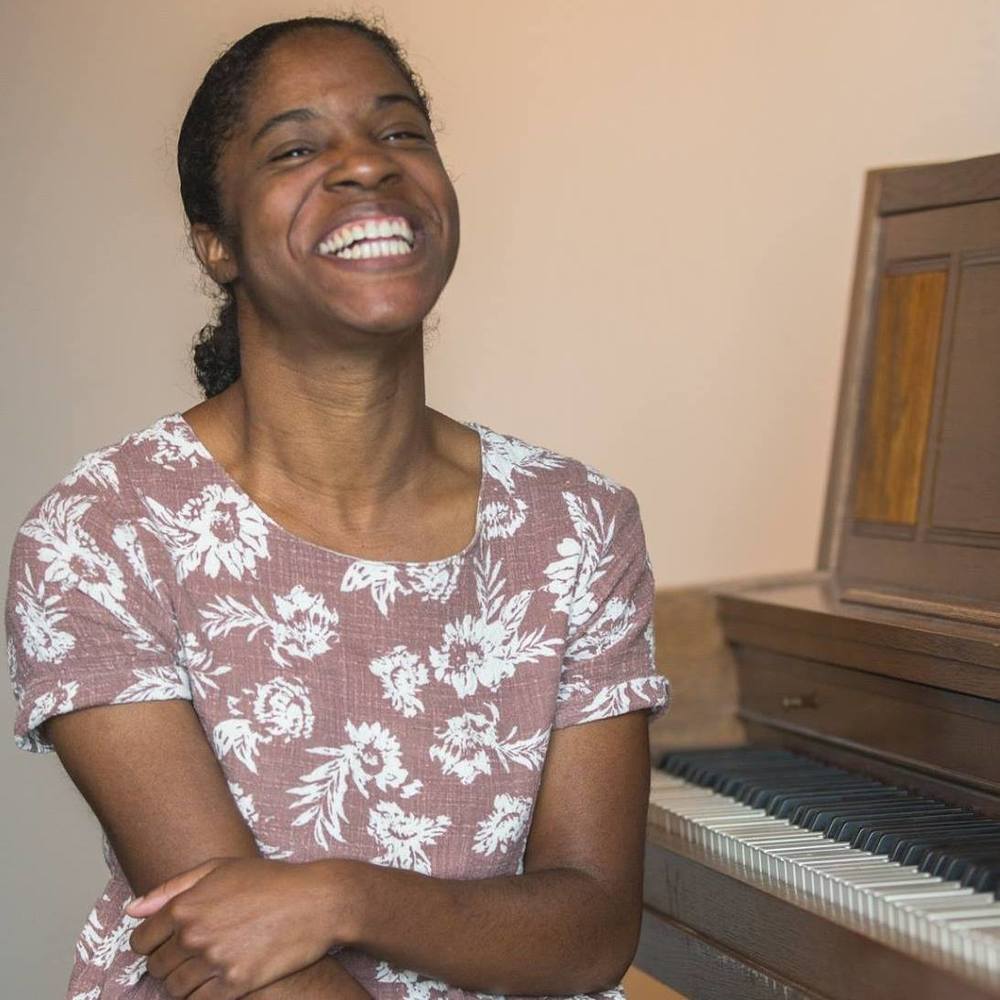 Meet your Posher, Dierra